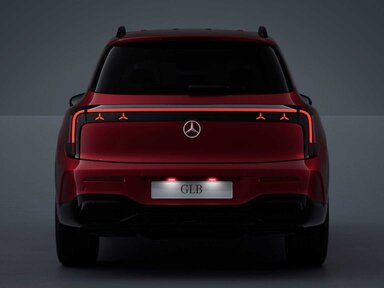 Das Leuchtenband hinten am Mercedes-Benz GLB 2026.