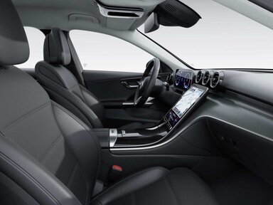 Interieur in schwarz in der C-Klasse Limousine