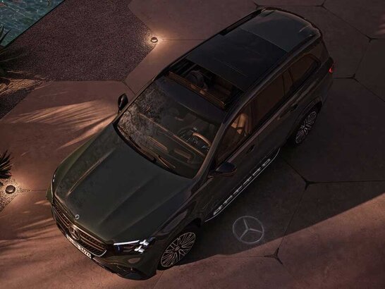 Das Panoramadach des Mercedes-Benz GLS 2026