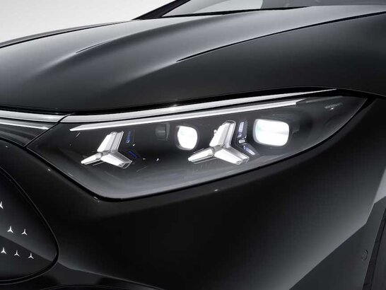 Die Projektionsfunktionen für DIGITAL LIGHT mit Digitalen Extras am Mercedes-Benz EQS 2026
