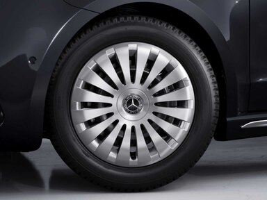 Die 43,2 cm (17″) Stahlräder 6,5 J x 17 der Mercedes-Benz V-Klasse 2026