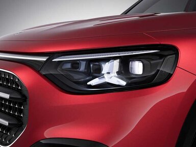 Die MULTIBEAM LED Scheinwerfer des Mercedes-Benz GLB 2026.