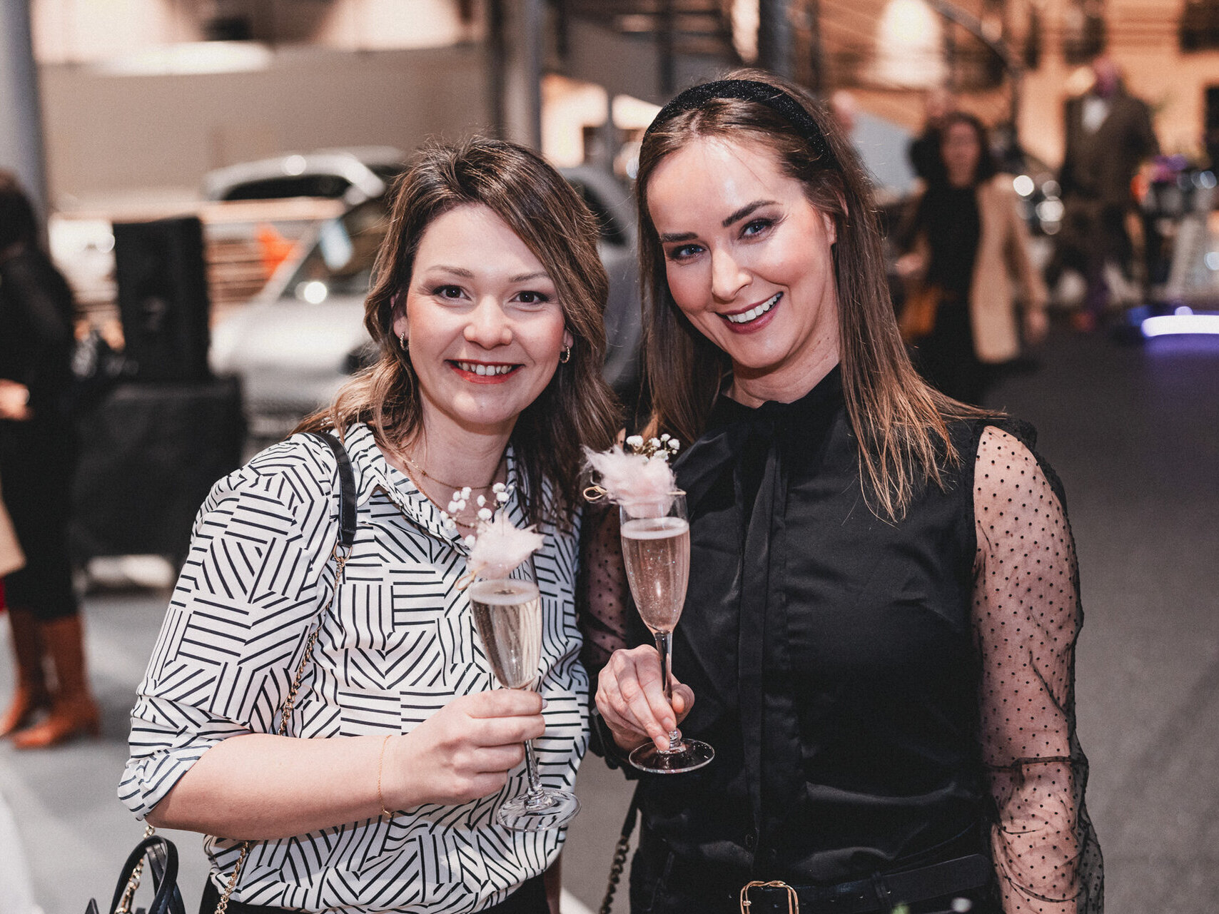 Mercedes-Benz Ladies Lounge zum Frauentag bei STERNAUTO in Magdeburg