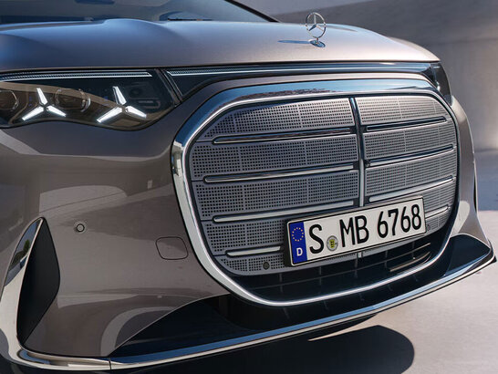 Front mit Kühlergrill des VLE