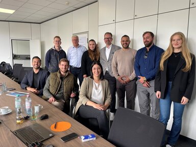 Gruppenfoto Schulungsgruppe mit Trainerin