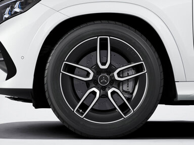 21" AMG Leichtmetallräder im 5-Doppelspeichen-Design aerodynamisch optimiert, mattschwarz lackiert und glanzgedreht, 53,3 cm