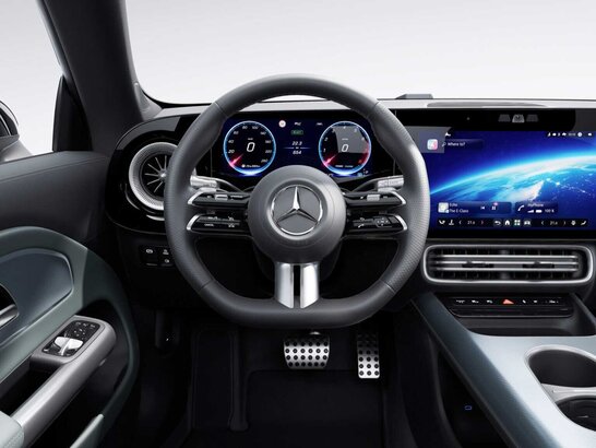 Das Multifunktions-Sportlenkrad in Leder Nappa im Mercedes-Benz CLA Shooting Brake 2026