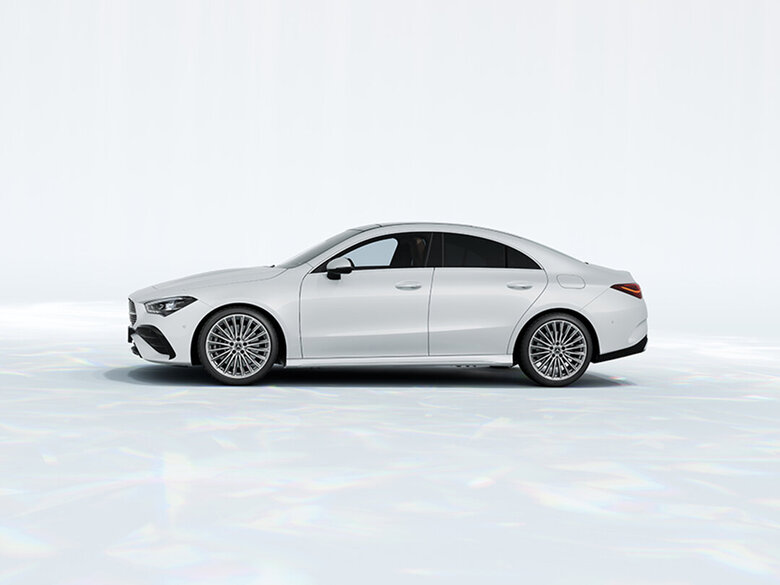 Mercedes-Benz CLA Coupé in polarweiß