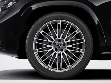 Die 22" AMG Leichtmetallräder im Vielspeichen-Design am Mercedes-Benz GLS 2026