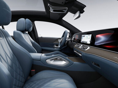 Das Interieur in MANUFAKTUR Sonderpolster Leder Exklusiv Nappa AMG yachtblau/schwarz im Mercedes-AMG GLE Coupé