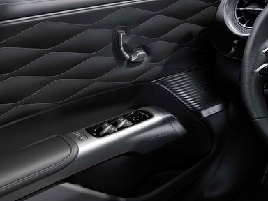 Die Sitzklimatisierung für Fahrer und Beifahrer des Mercedes-AMG GT 4-Türer Coupés