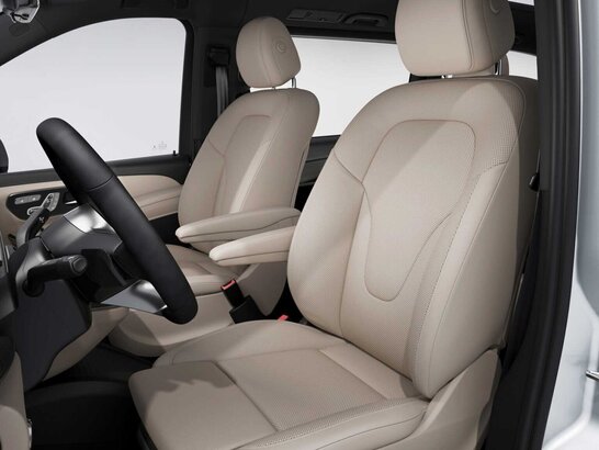 Das Interieur in Leder Lugano seidenbeige in der Mercedes-Benz V-Klasse 2026