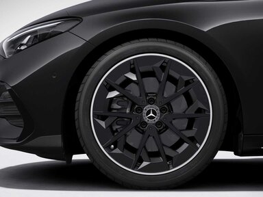 Die 19" AMG Leichtmetallräder im 5-Speichen-Design des Mercedes-Benz CLA Shooting Brake 2026