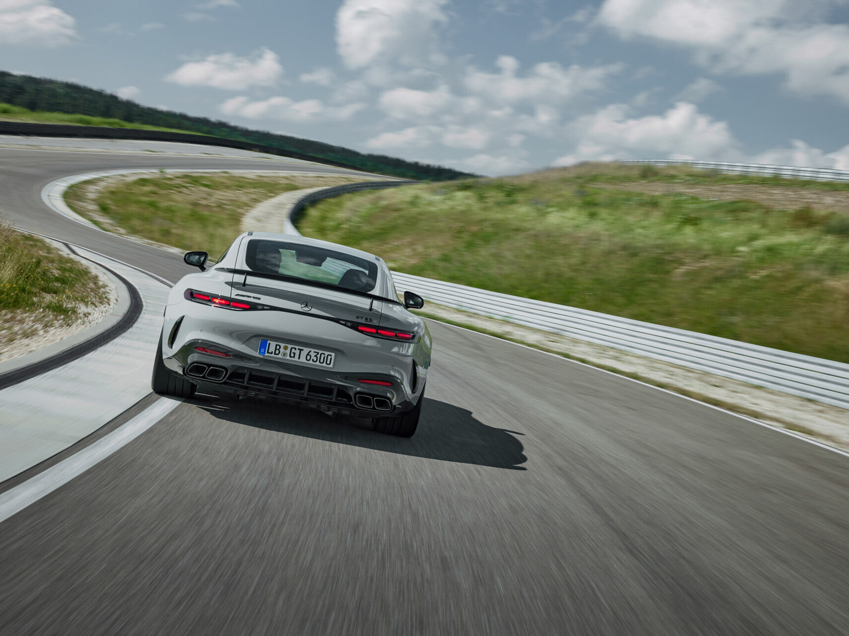 Der neue Mercedes-AMG GT 63 PRO 4MATIC+