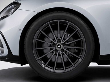 20" AMG Leichtmetallräder im Vielspeichen-Design aerodynamisch optimiert, dunkel getönter Klarlack, 50,8 cm