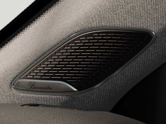 Burmester® Surround-Soundsystem der Mercedes-Benz A-Klasse Limousine