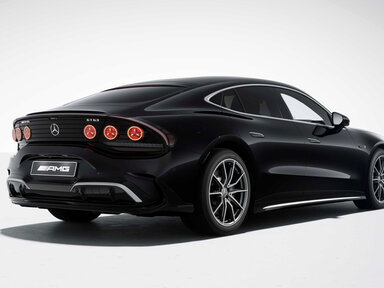 Das wärmedämmend dunkel getönte Glas des Mercedes-AMG GT 4-Türer Coupés