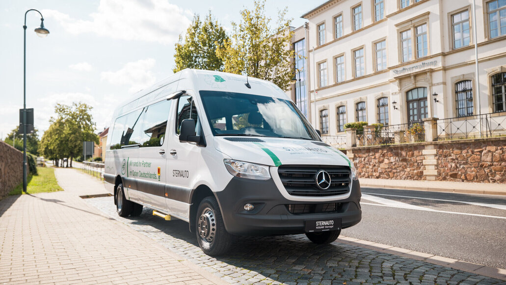 Tremonia Minibusse bei STERNAUTO Tremonia Minibusse bei STERNAUTO