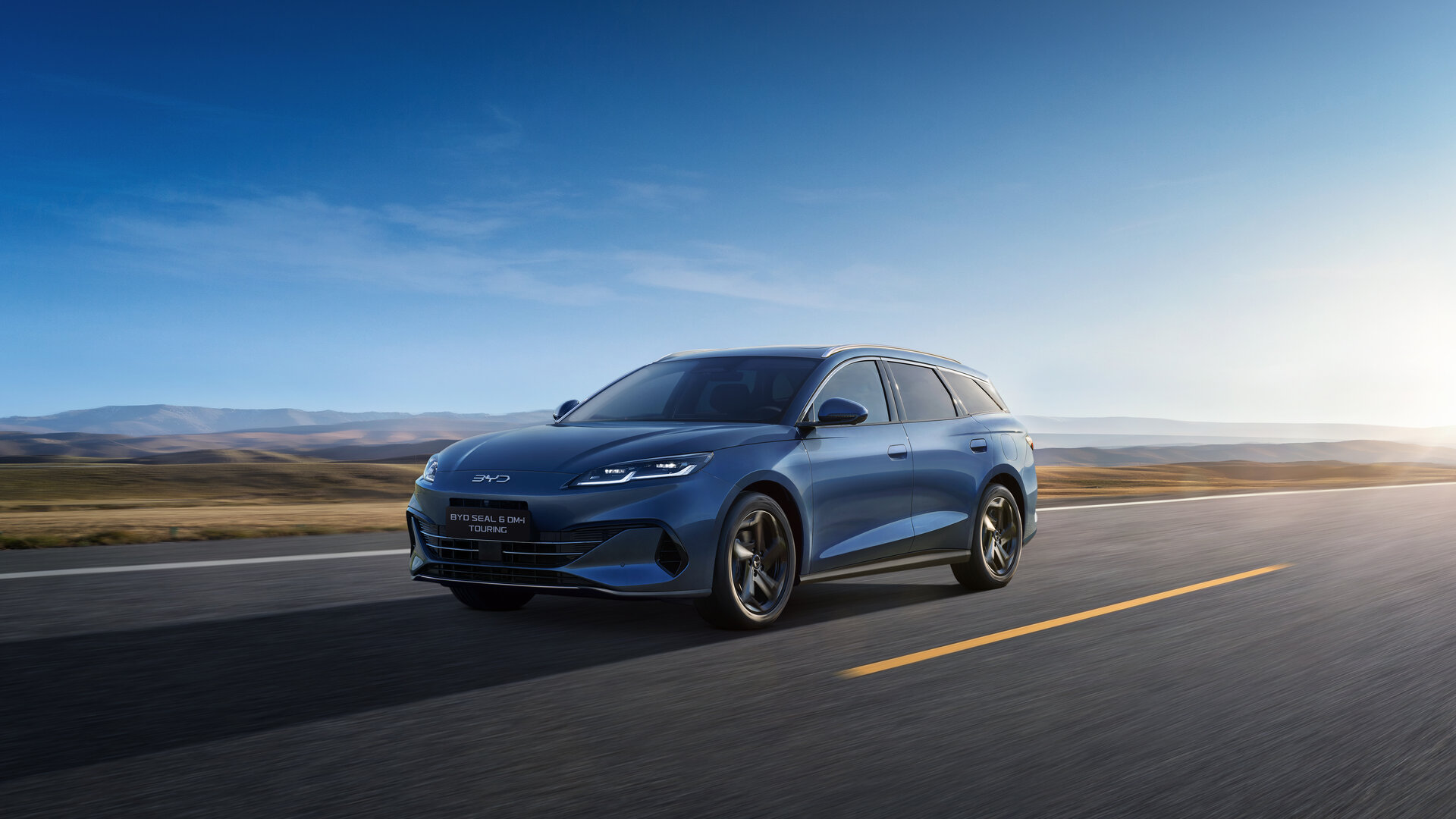 BYD Seal 6 DM-i Touring: Der Plug-in Hybrid Kombi | STERNAUTO